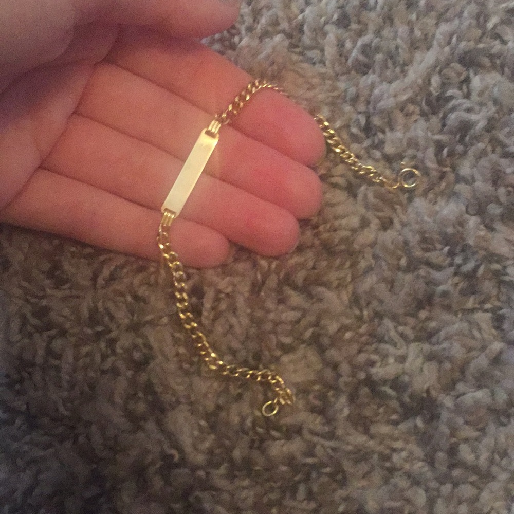 Gold bracelet